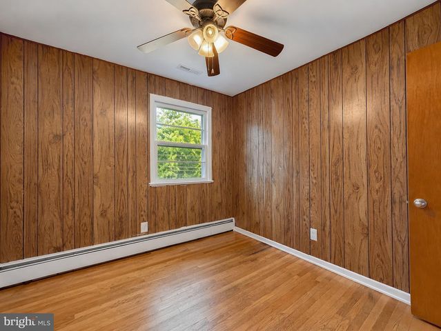 9814 OLD SOLOMONS ISLAND RD, Owings, MD 20736