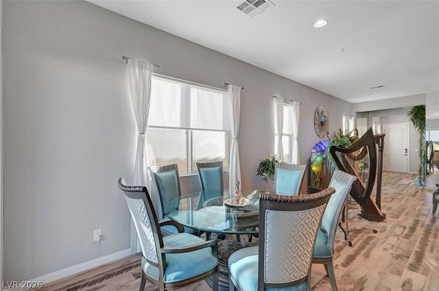 8144 Skye Dragon Street, Las Vegas, NV 89166