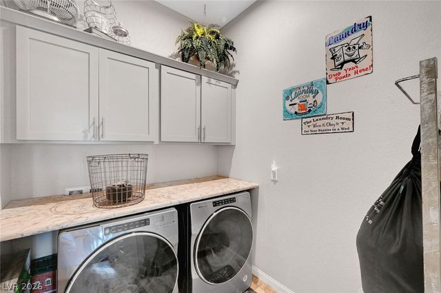 8144 Skye Dragon Street, Las Vegas, NV 89166