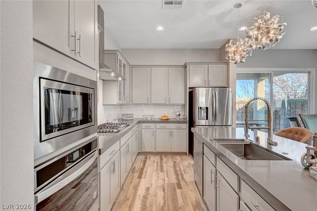 8144 Skye Dragon Street, Las Vegas, NV 89166