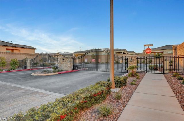 8144 Skye Dragon Street, Las Vegas, NV 89166