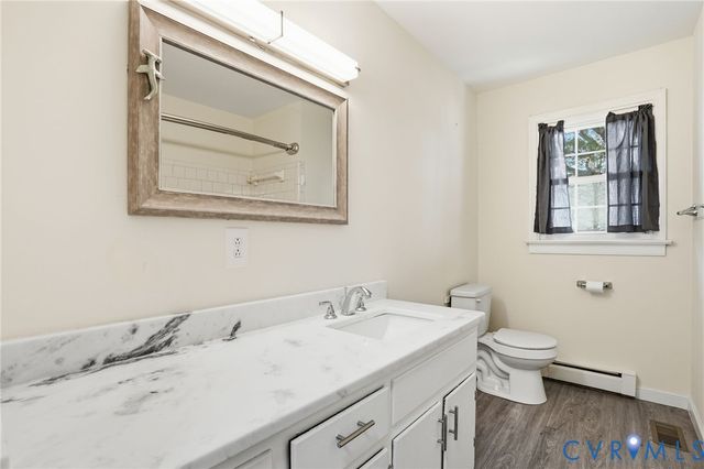 13714 W River Rd, King William, VA 23086