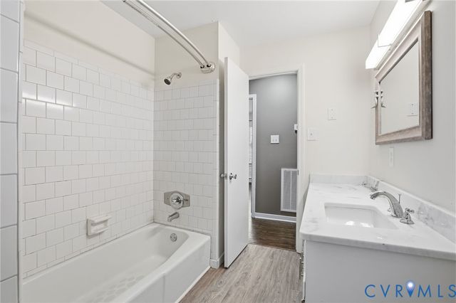 13714 W River Rd, King William, VA 23086