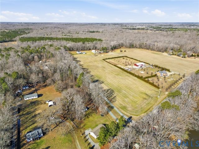 13714 W River Rd, King William, VA 23086