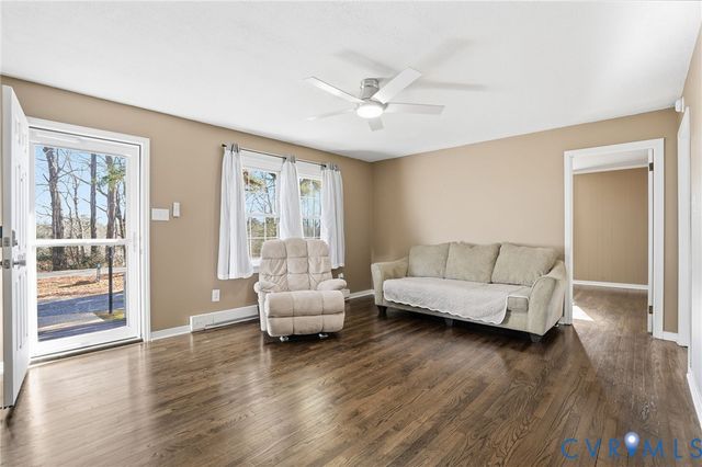 13714 W River Rd, King William, VA 23086