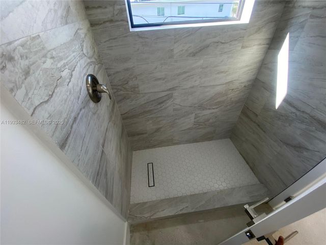 6233 NW 20th Ave A, Miami, FL 33147