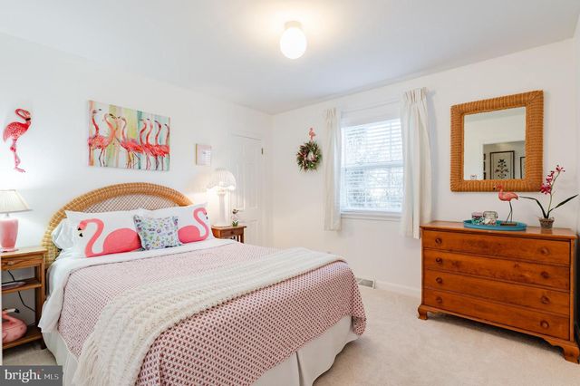 23 WOODEN BRIDGE CT, Southampton, PA 18966