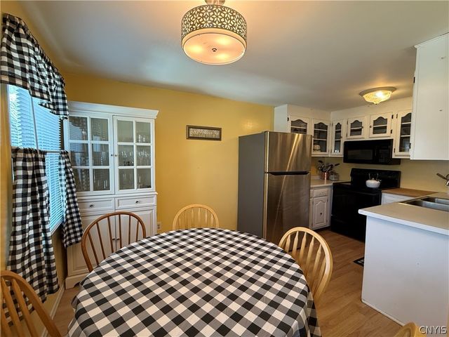 4173 Burningtree Road, Clay, NY 13090