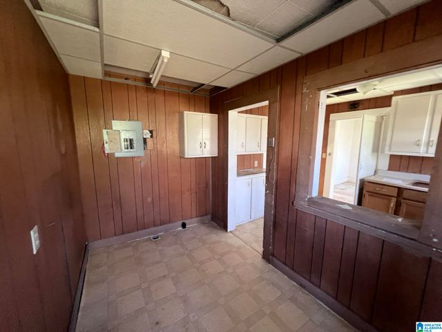 2221 PEARSON AVENUE SW, Birmingham, AL 35211