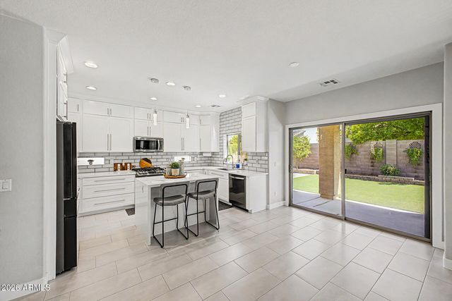 18915 E KINGBIRD Drive, Queen Creek, AZ 85142