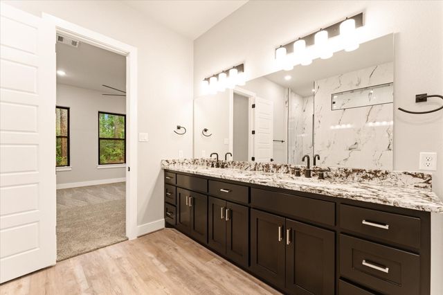 105 Sanctuary Road, Huntsville, TX 77340