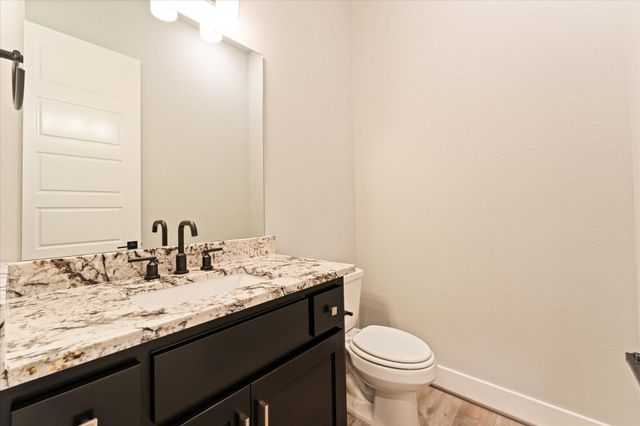 105 Sanctuary Road, Huntsville, TX 77340