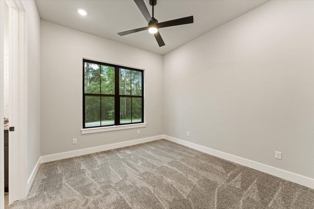 105 Sanctuary Road, Huntsville, TX 77340