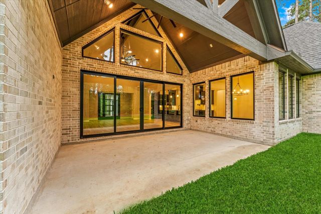 105 Sanctuary Road, Huntsville, TX 77340