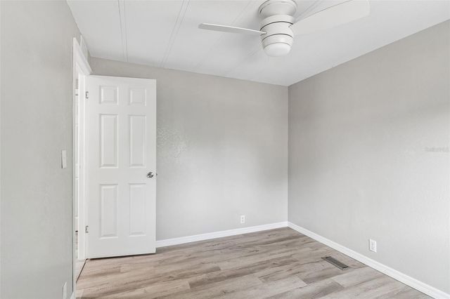 823 ELKAN DRIVE, Tarpon Springs, FL 34689