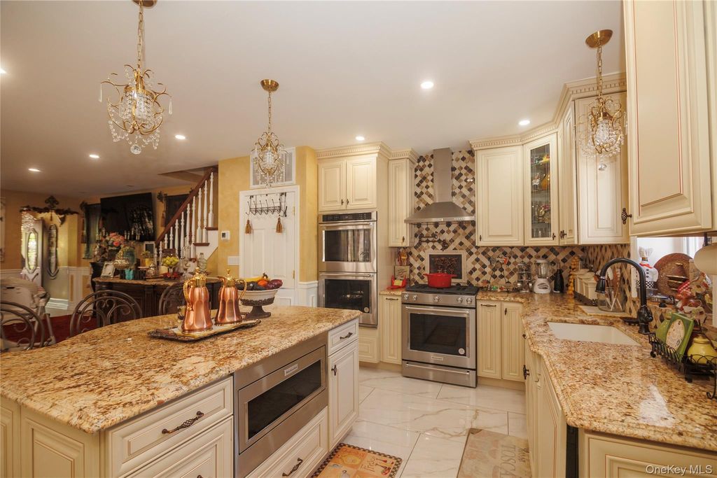 1715 Hering Avenue, Bronx, NY 10461 — photo 5