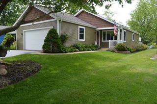 3813 Illinois Street, Crystal Lake, IL 60014