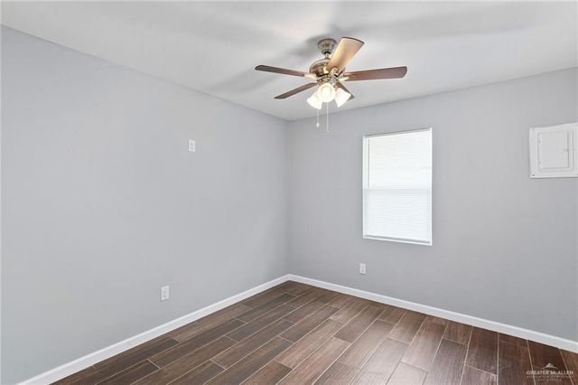 421 N 29th Avenue, Edinburg, TX 78542