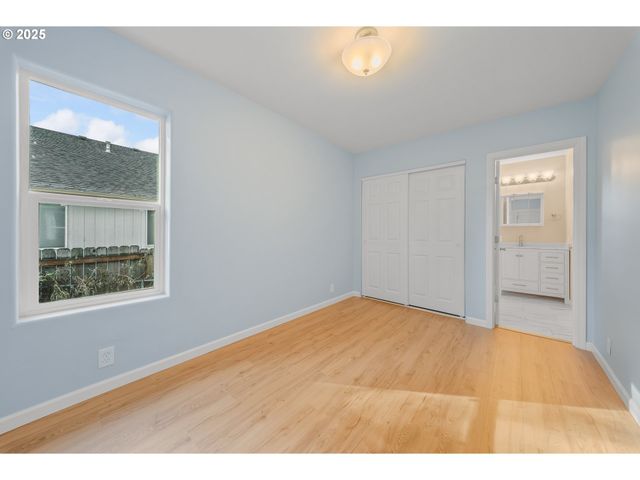 1530 Se HAMILTON St, Roseburg, OR 97470