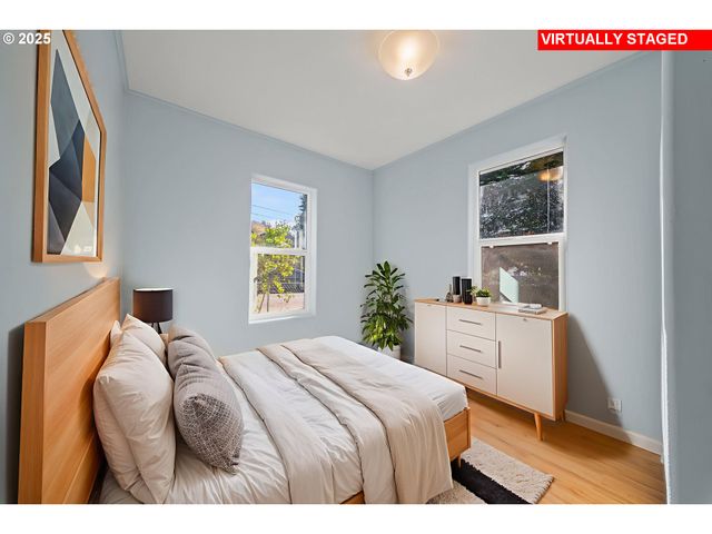 1530 Se HAMILTON St, Roseburg, OR 97470