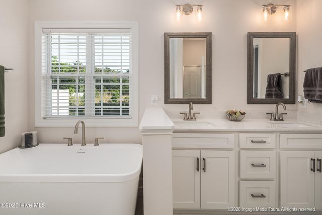 4401 Laurel Ridge Drive A, Greenville, NC 27834