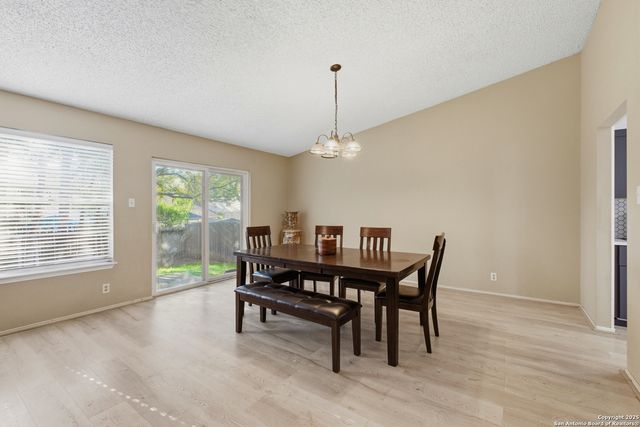 2610 Pebble Valley, San Antonio, TX 78232