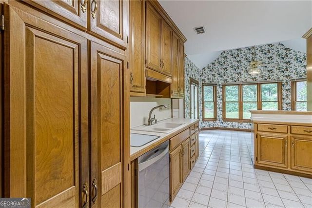 10625 Haynes Forest Drive, Alpharetta, GA 30022