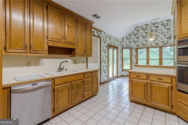 10625 Haynes Forest Drive, Alpharetta, GA 30022