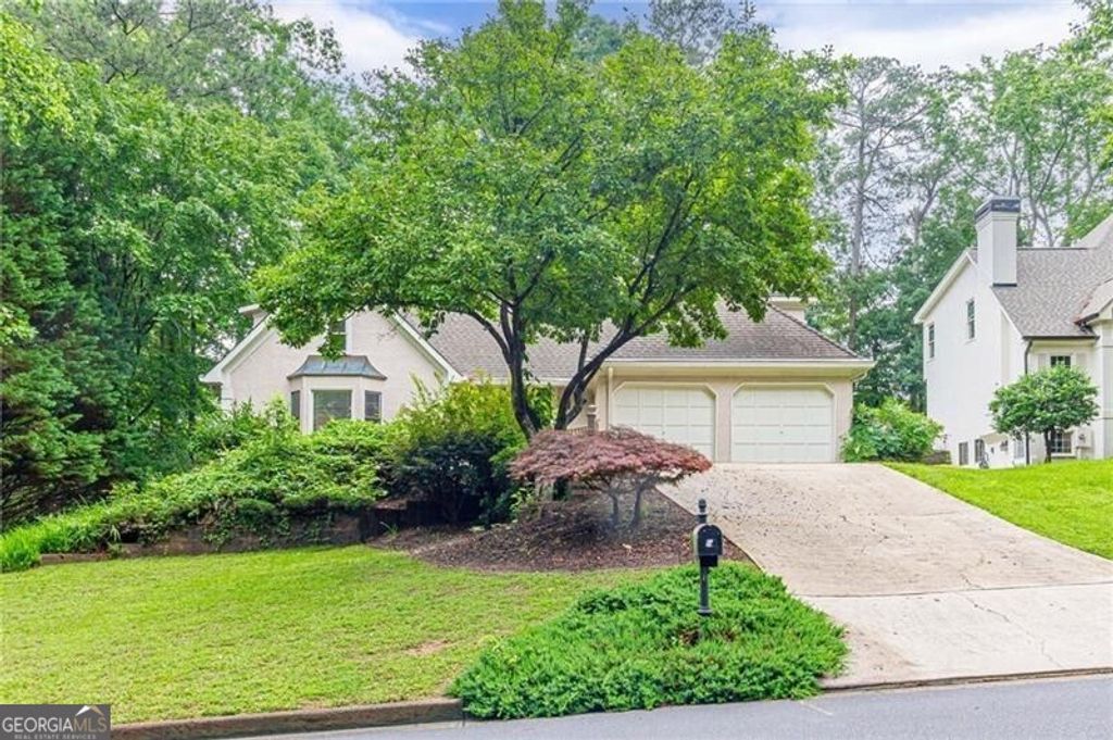 10625 Haynes Forest Drive, Alpharetta, GA 30022