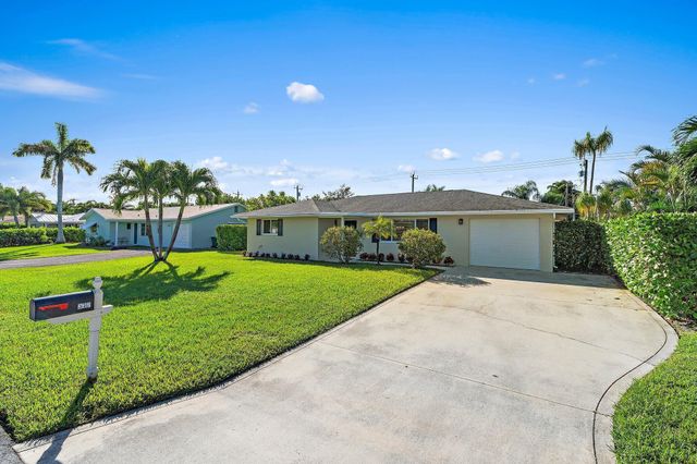 372 Franklin Road, Tequesta, FL 33469