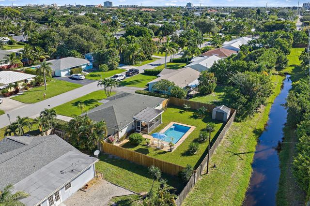 372 Franklin Road, Tequesta, FL 33469