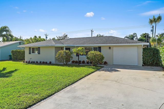 372 Franklin Road, Tequesta, FL 33469