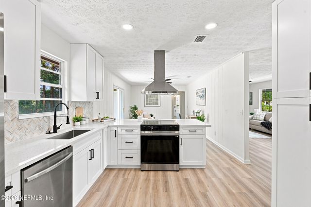 333 DILLON Court, Orange Park, FL 32073