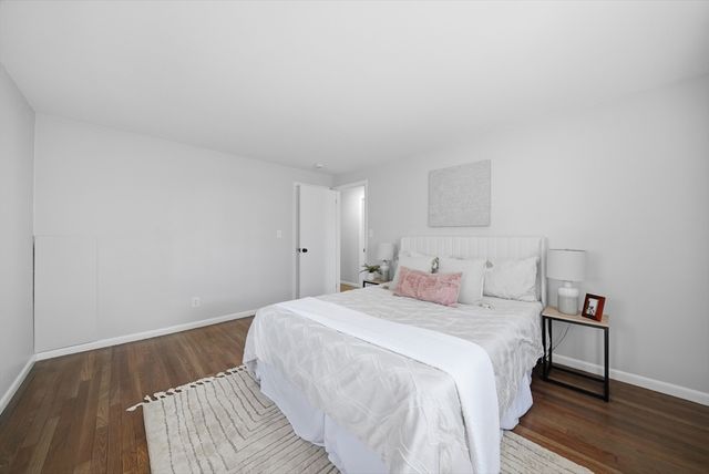 9 Olympia Ave, Woburn, MA 01801