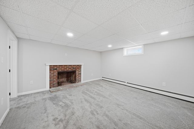 9 Olympia Ave, Woburn, MA 01801