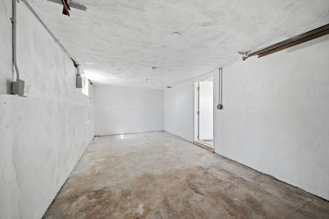 9 Olympia Ave, Woburn, MA 01801