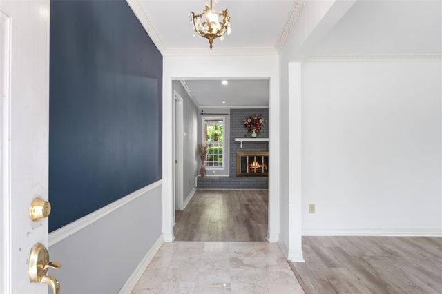 5622 Long Creek Lane, Houston, TX 77088