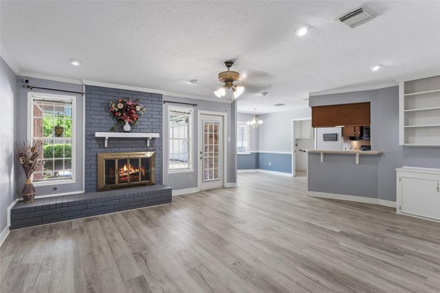 5622 Long Creek Lane, Houston, TX 77088