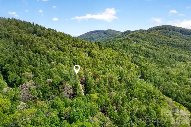 7 Gateway Parkway, Old Fort, NC 28762