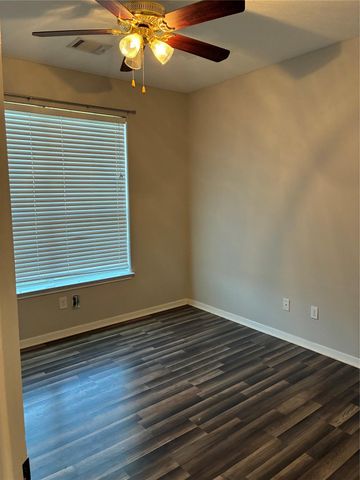 14049 Overstreet Drive, Willis, TX 77318