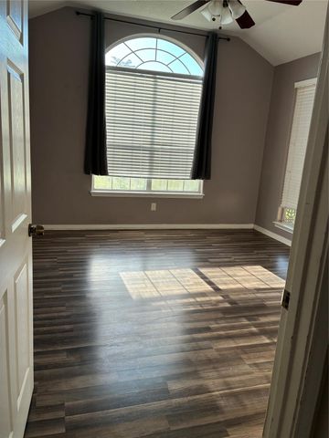 14049 Overstreet Drive, Willis, TX 77318