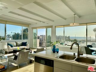 6824 Esplanade PH, Playa Del Rey, CA 90293