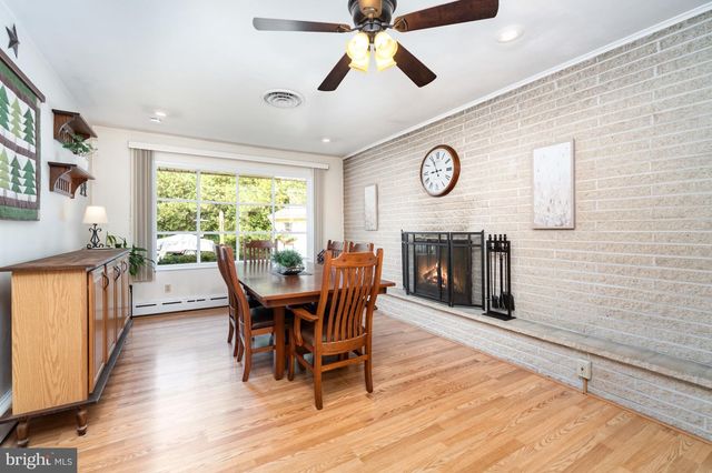 400 CHESTNUT ST, Enola, PA 17025