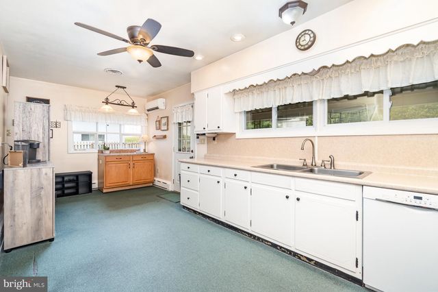 400 CHESTNUT ST, Enola, PA 17025