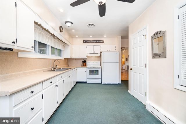 400 CHESTNUT ST, Enola, PA 17025