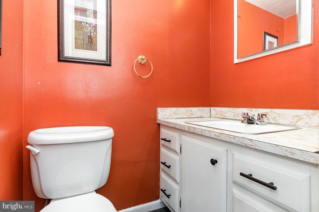 400 CHESTNUT ST, Enola, PA 17025
