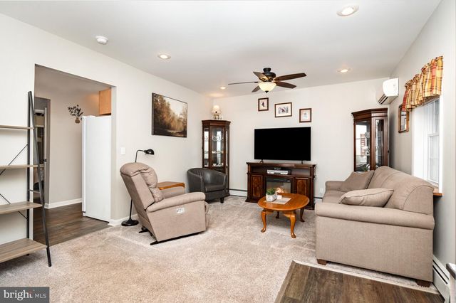 400 CHESTNUT ST, Enola, PA 17025