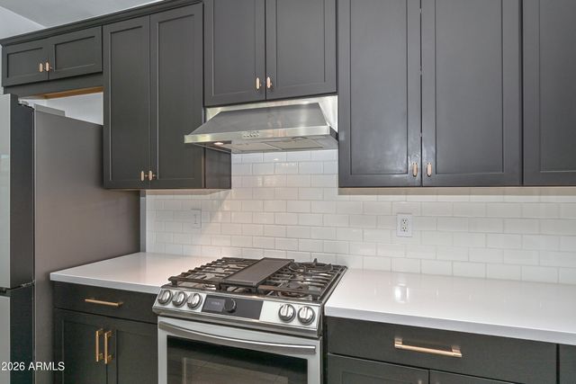 12110 W DALE Lane, Peoria, AZ 85383