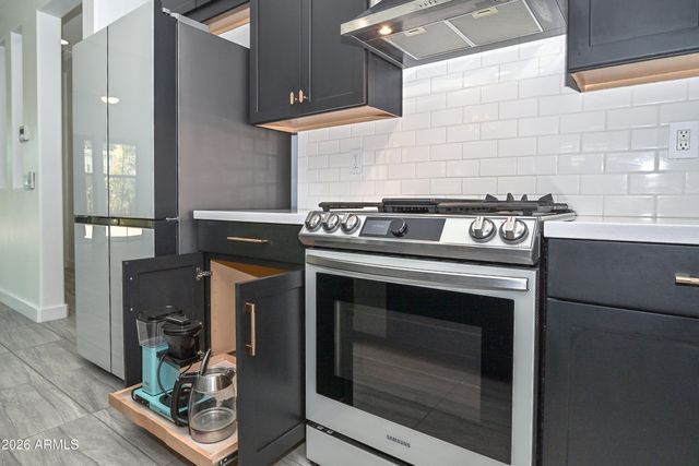 12110 W DALE Lane, Peoria, AZ 85383