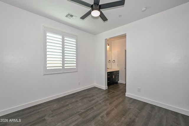 12110 W DALE Lane, Peoria, AZ 85383